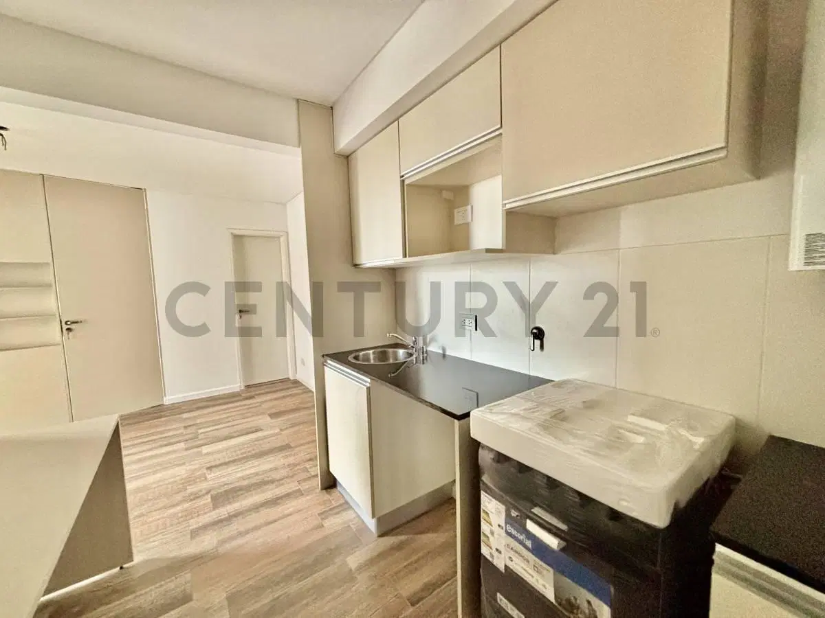 Venta Departamento de 1 Dormitorio a estrenar con balcón en Barrio Lourdes, Rosario 3