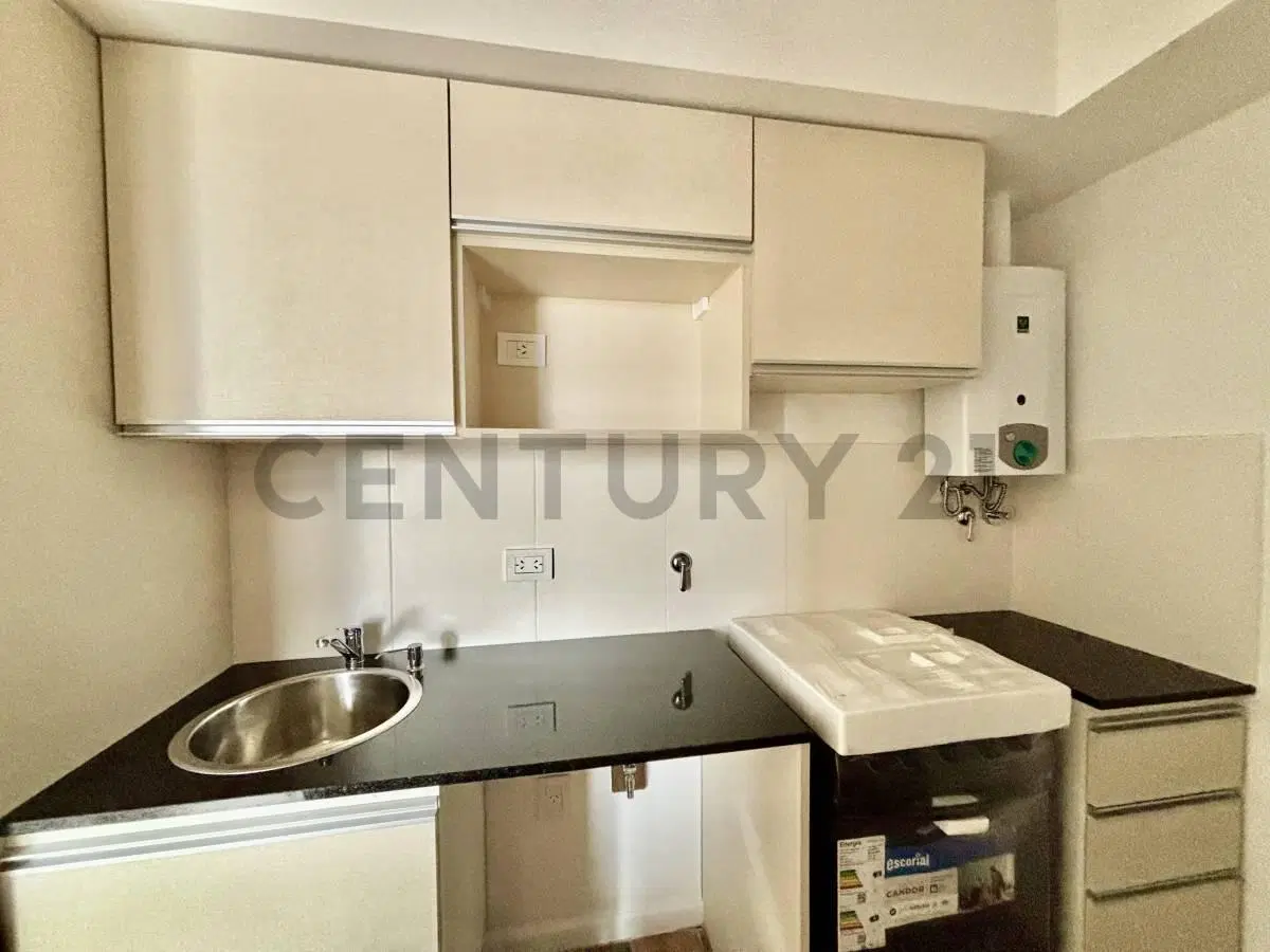 Venta Departamento de 1 Dormitorio a estrenar con balcón en Barrio Lourdes, Rosario 5