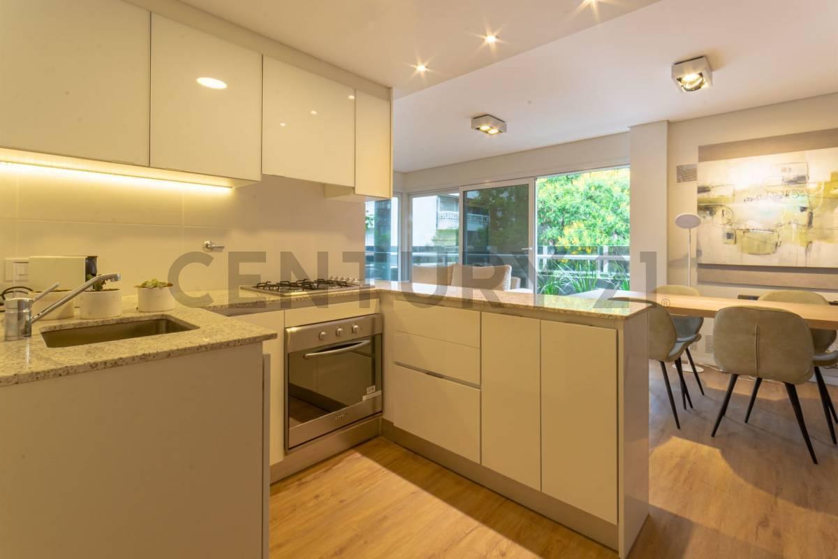 Foto de Venta Departamento de 2 Dormitorios con balcón corrido y terraza, imagen 5