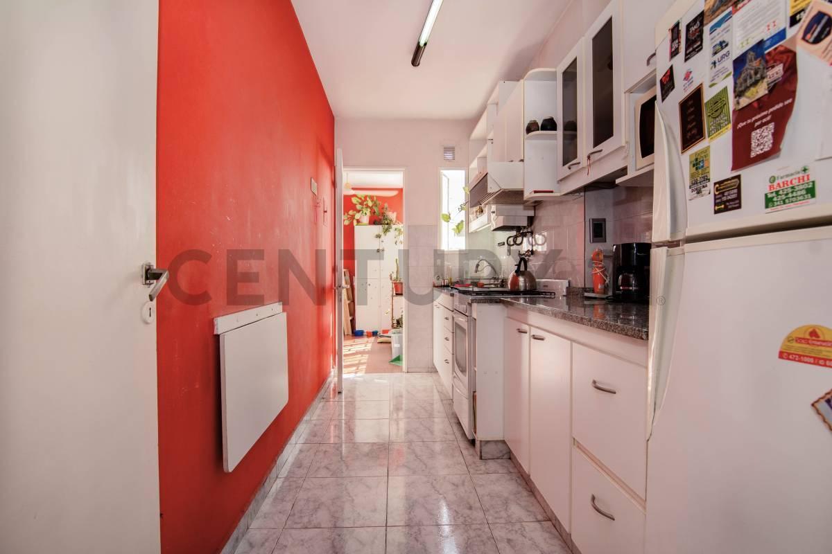 Foto de Venta Departamento semipiso de 2 Dormitorios en Abasto, Rosario, imagen 1