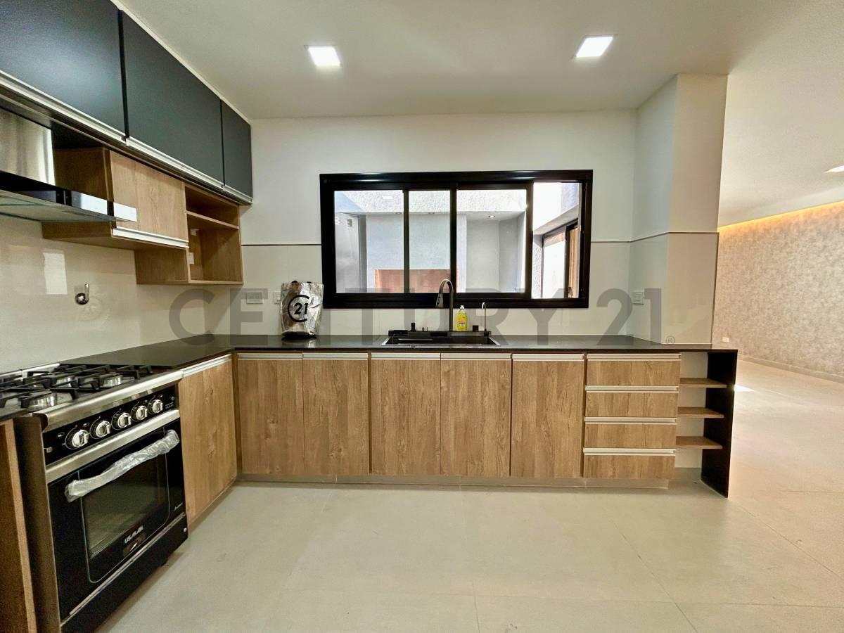 Foto de Venta Casa de pasillo de 2 Dormitorios con patio exclusivo en, imagen 4