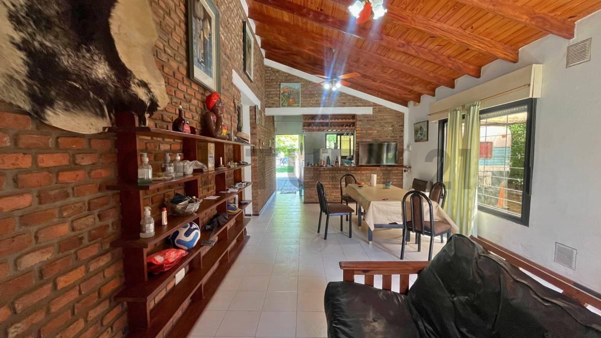 Foto de Venta Casa 2 Dormitorios con piscina en Los Aromos, Roldán, imagen 4
