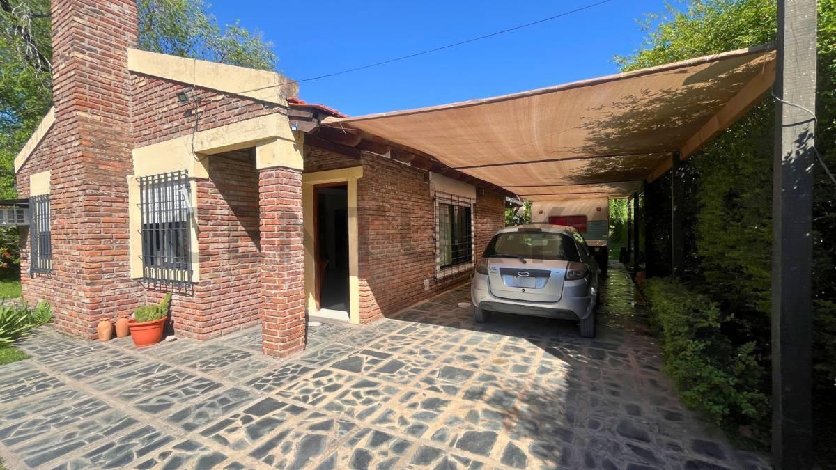 Foto de Venta Casa 2 Dormitorios con piscina en Los Aromos, Roldán, imagen 3