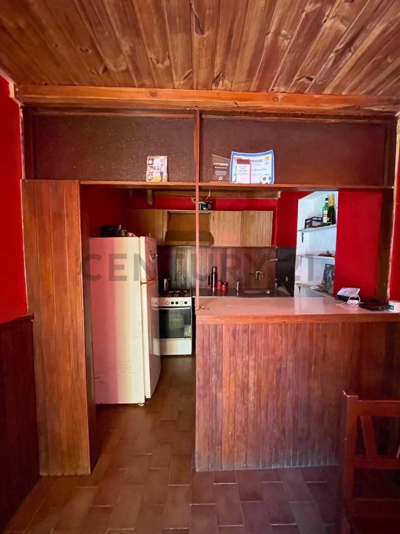 Foto de Venta Casa de 1 Dormitorio + comodín, con cochera y local a la calle |, imagen 3