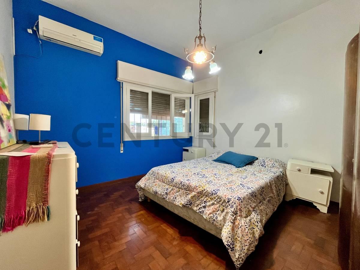 Foto de Venta Casa de 2 Dormitorios con piscina en Roldán, imagen 3