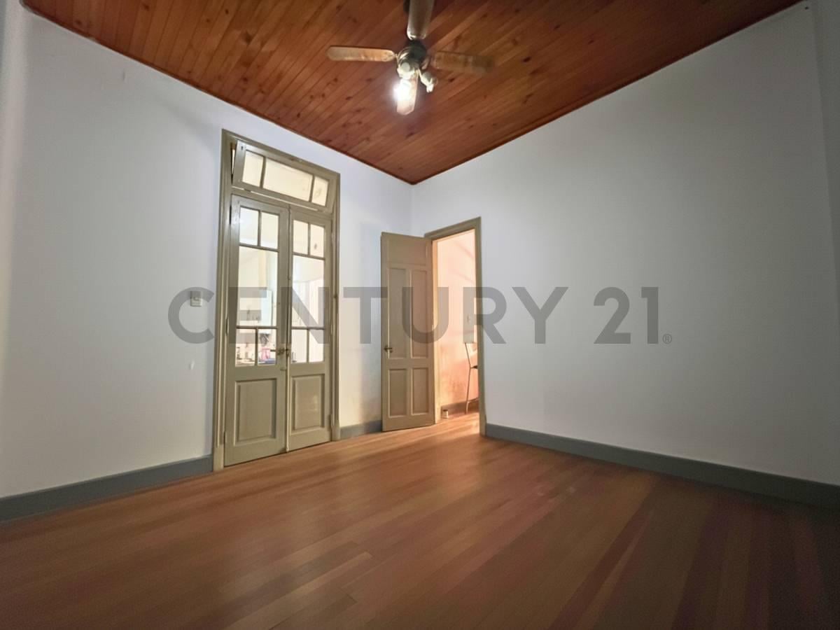 Foto de Venta Casa 2 Dormitorios con patio y cochera | Arroyito, Rosario, imagen 2
