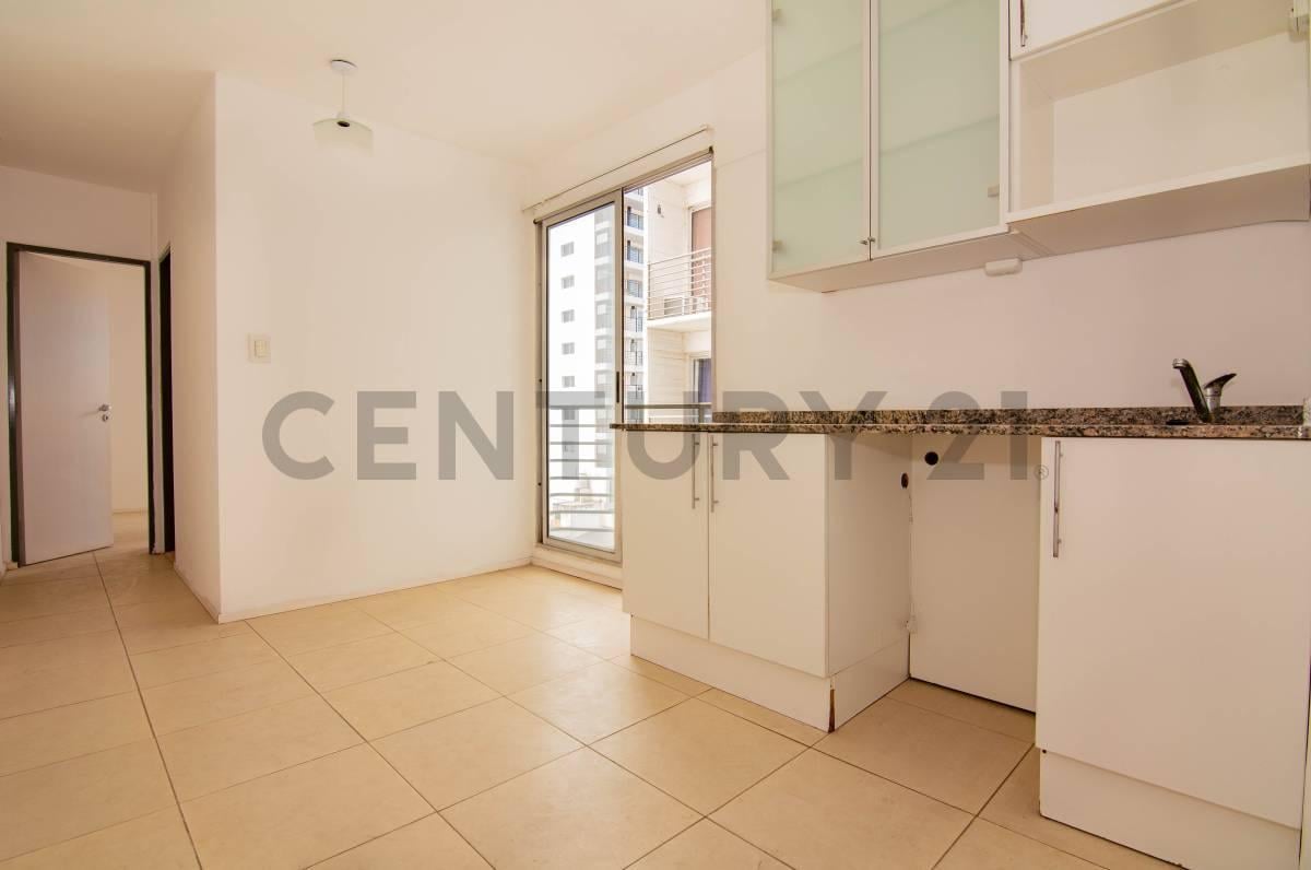 Foto de Venta Departamento de 1 Dormitorio con doble balcón en Arroyito, Rosario, imagen 3