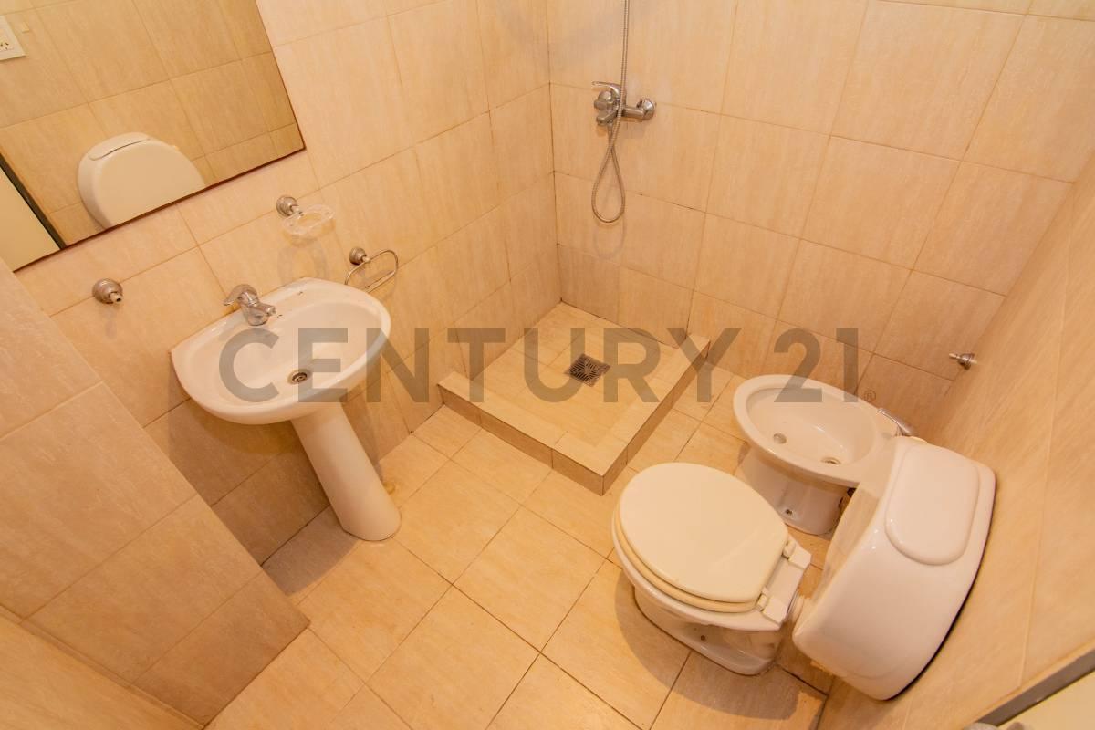 Foto de Venta Departamento de 1 Dormitorio con doble balcón en Arroyito, Rosario, imagen 2