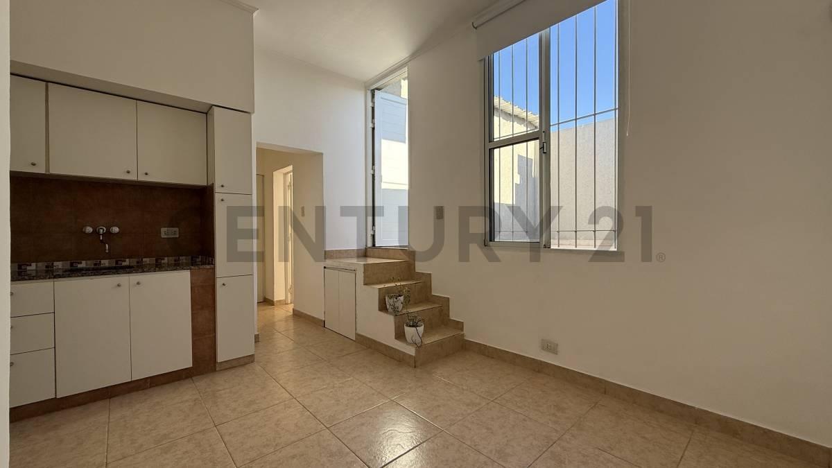Foto de Venta Departamento de 1 Dormitorio con patio exclusivo | Sarmiento, imagen 1