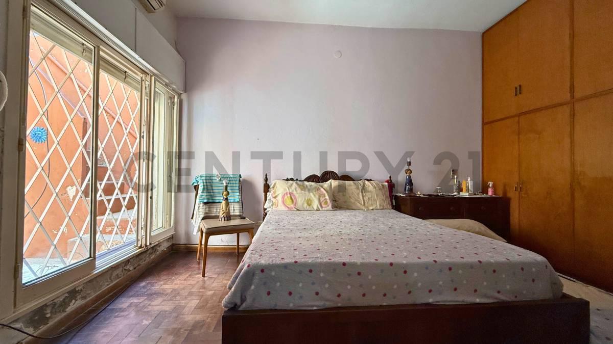 Foto de Venta Casa de 2 Dormitorios distribuida en dos plantas autónomas |, imagen 4