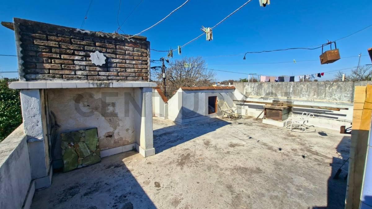 Foto de Casa tipo dúplex de 3 Dormitorios + comodín con cochera en Tiro Suizo, imagen 1