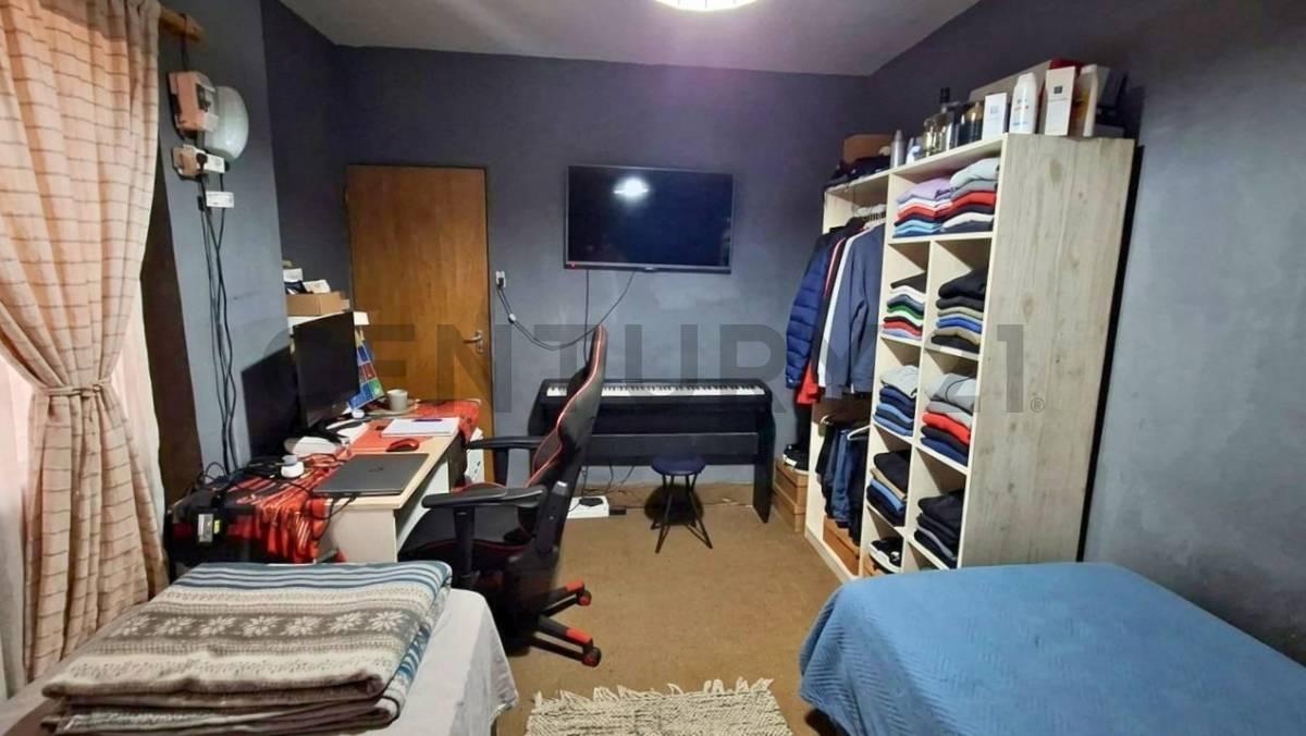 Foto de Casa tipo dúplex de 3 Dormitorios + comodín con cochera en Tiro Suizo, imagen 5