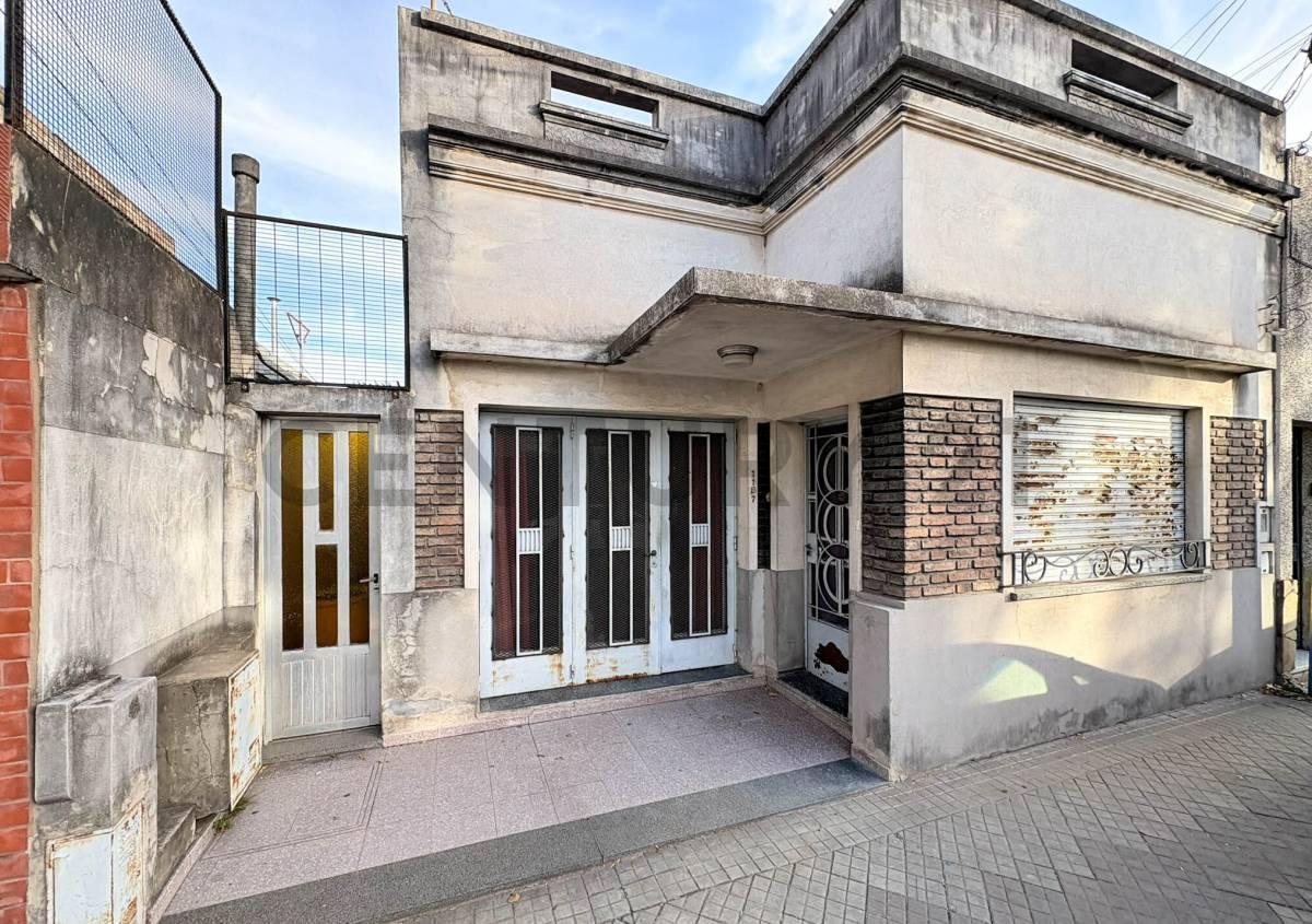 Foto de Venta Casa de 2 Dormitorios A Reciclar en Arroyito, Rosario, imagen 5