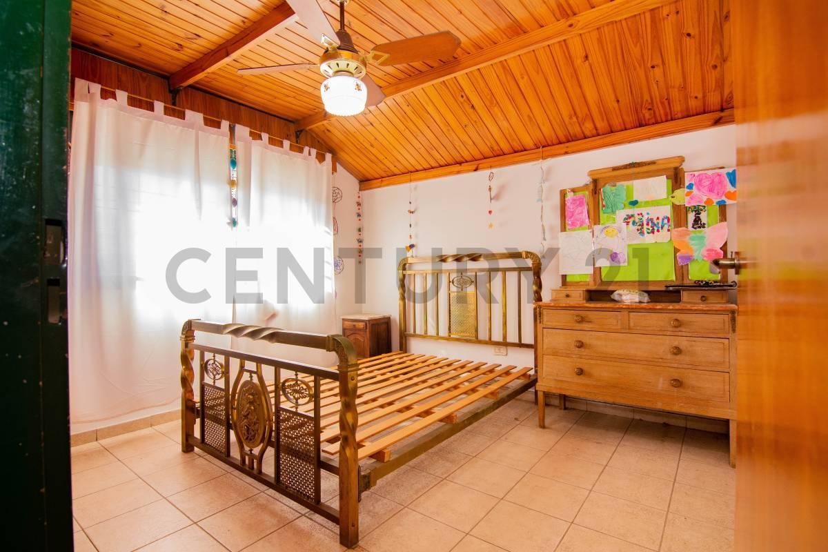 Foto de Venta Casa de 3 Dormitorios en Zona Norte, Rosario, imagen 2
