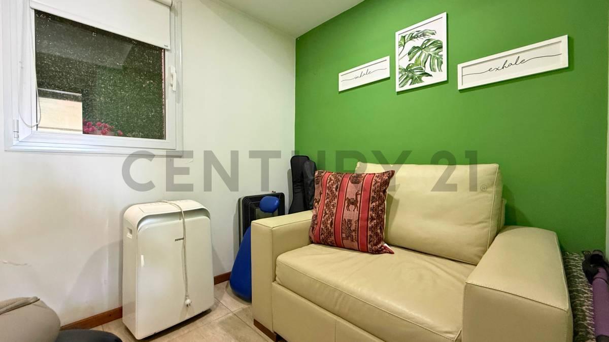 Foto de Venta Departamento de 2 Dormitorios + comodín con vista franca al río, imagen 5