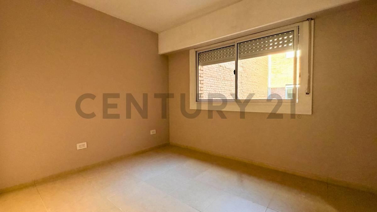 Foto de Venta Departamento de 2 Dormitorios con balcón en Echesortu, Rosario, imagen 5