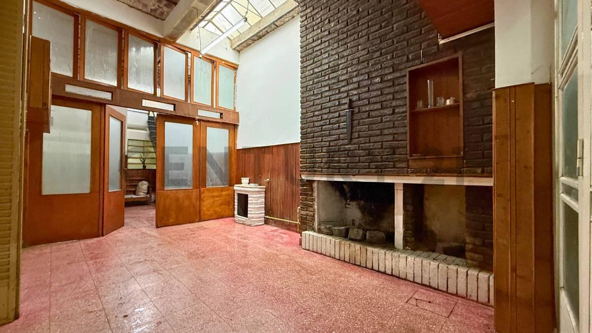 Foto de Venta Casa de 3 Dormitorios con cochera en Arroyito, Rosario, imagen 1