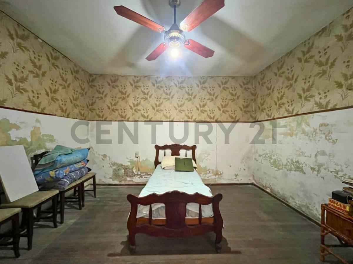 Foto de Venta Dos Casas Con Cochera A Reciclar en Tiro Suizo, Rosario, imagen 5