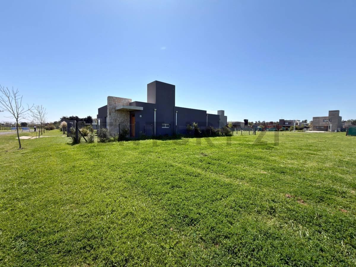 Foto de Venta Lote de 367 m² en Barrio Cerrado Brisanova, Pueblo Esther | Listo, imagen 5
