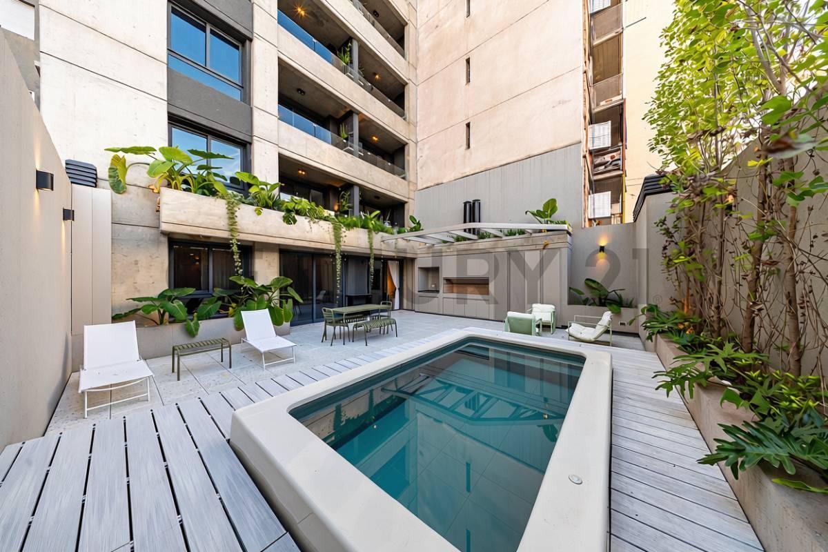 Foto de Venta Departamento de 2 Dormitorios con patio y pileta en Centro, imagen 1