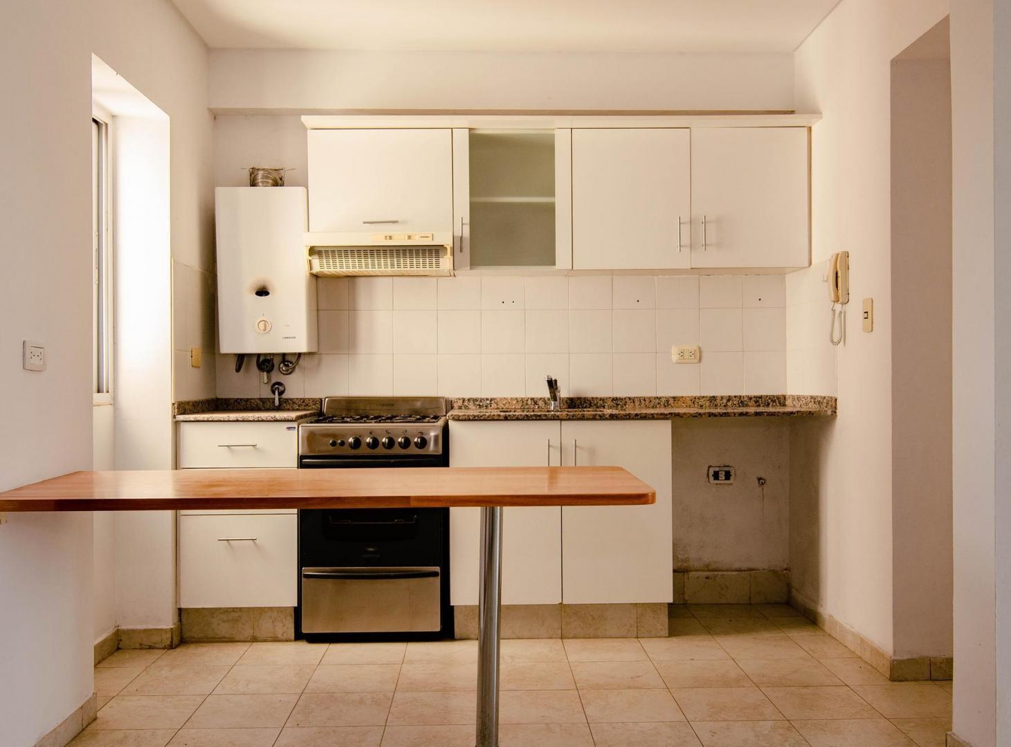 Foto de Venta Departamento de 1 Dormitorio con balcón en Pichincha, Rosario, imagen 1