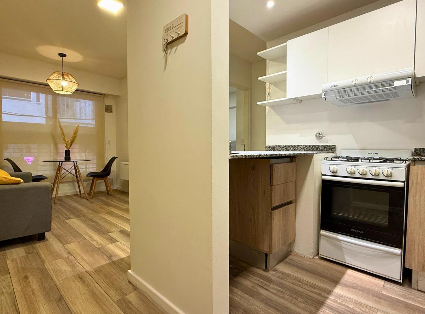 Foto de Venta Departamento de 1 Dormitorio amoblado en Centro, Rosario, imagen 2