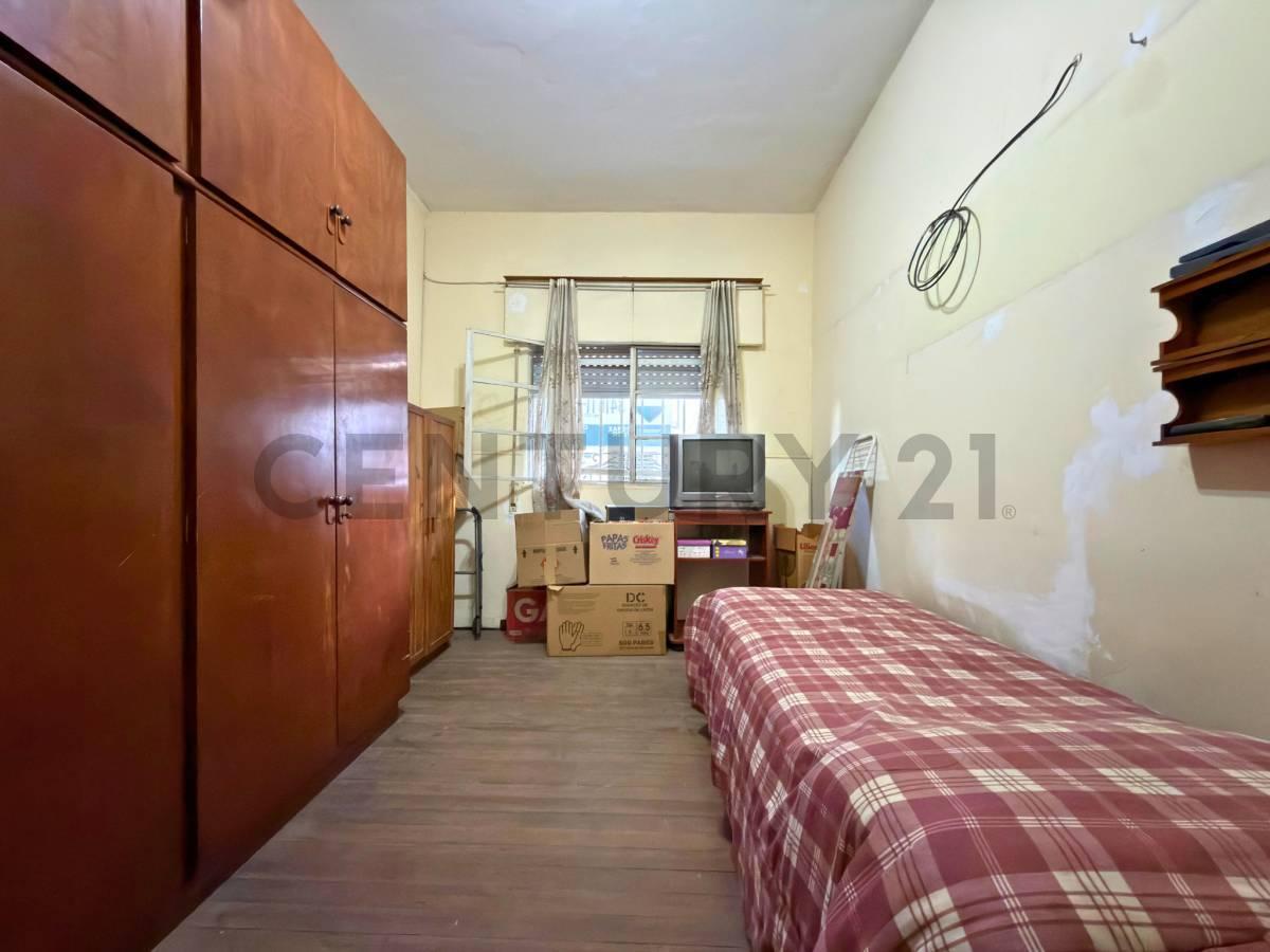 Foto de Venta | Departamento de 2 Dormitorios con patio (A RECICLAR) en, imagen 5