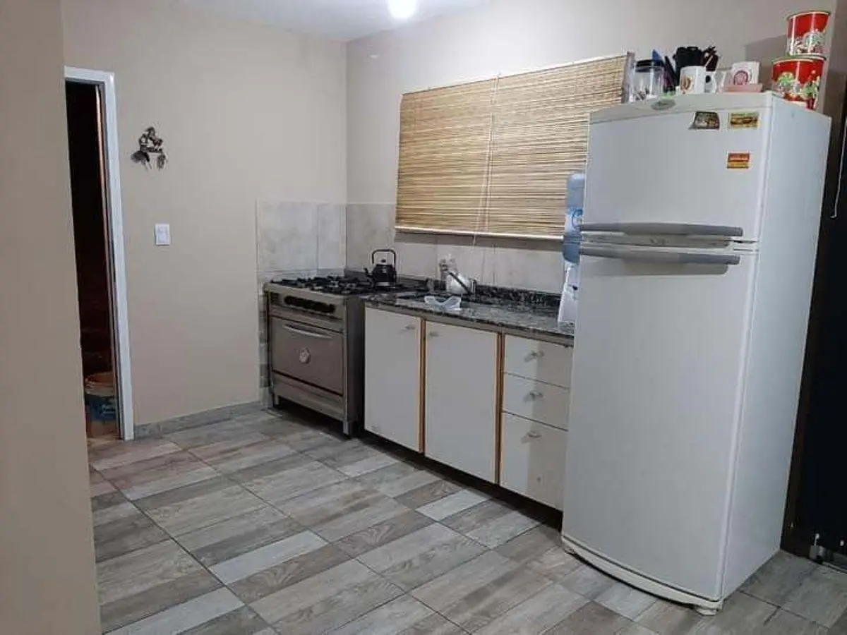 REF 02 HERMOSA PROPIEDAD CON EXCELENTE VISTA AL LAGO – VILLA PARQUE U$S 85000 5