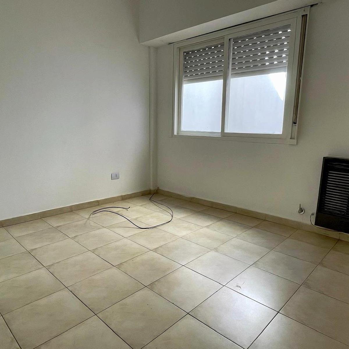 Venta de Departamento de 2 Dorm en Pb, Apto Credito Hipotecario, Cipolletti 3