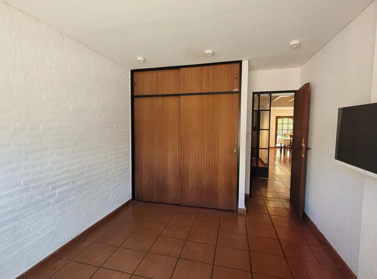 Pacheco | Venta | Casa de 5 ambientes con jardín arbolado y cerca de todo 8