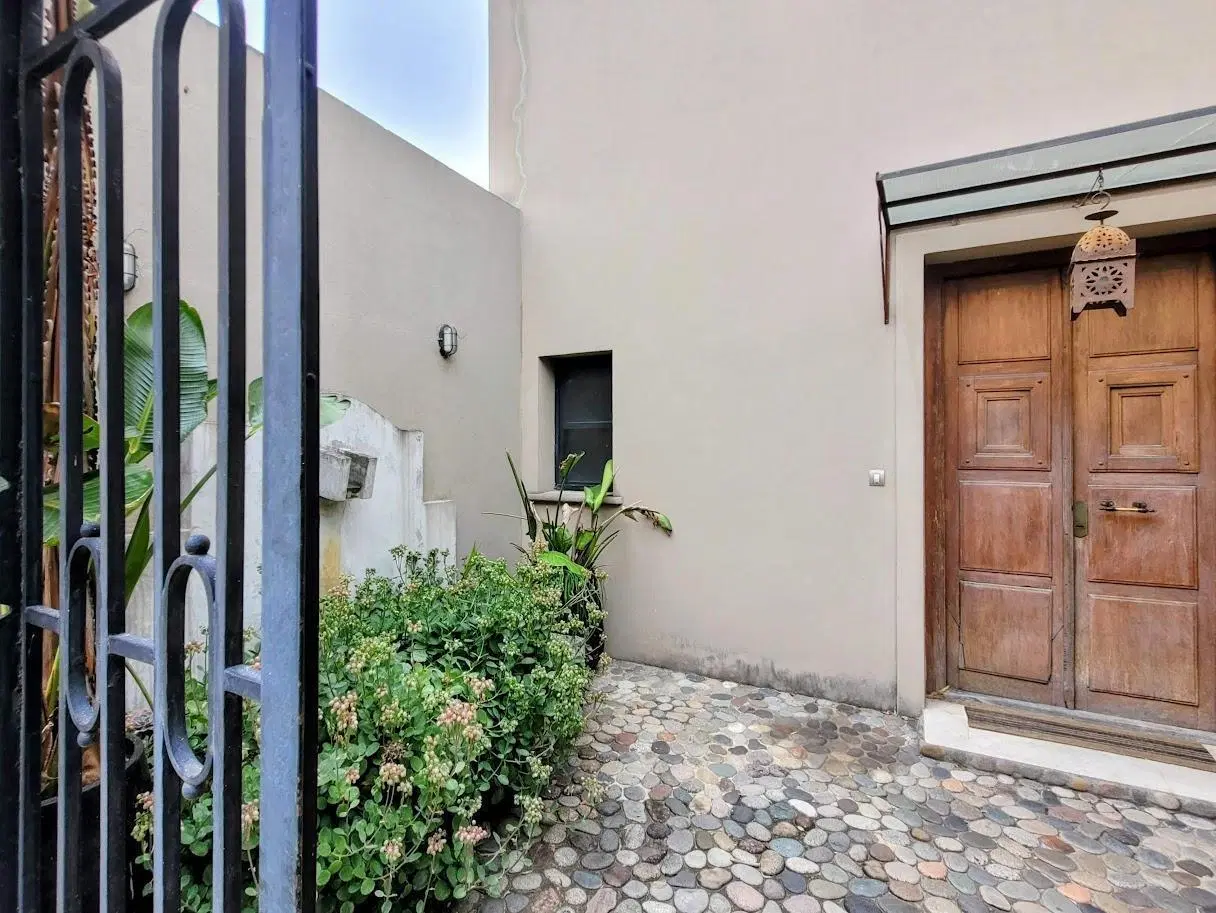 Casa estilo neoclásico de 6 ambientes con pileta en venta | Las Beatrices | Pilar 3