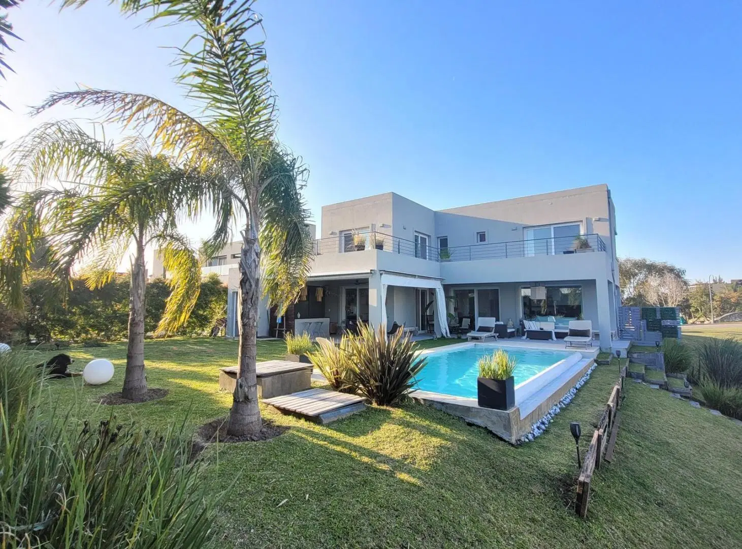 Los Alisos . Nordelta | Venta | Casa de 7 amb con vista al lago y pileta de borde infinito 8
