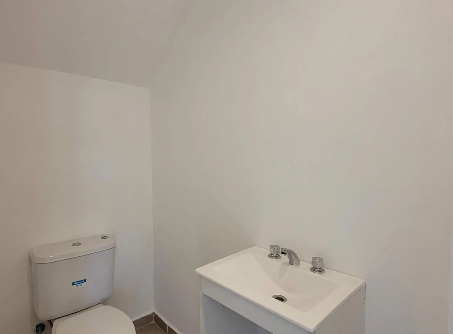 Casas de Santa María | Alquiler | Casa de 2 dorm con pileta en barrio sin expensas 3