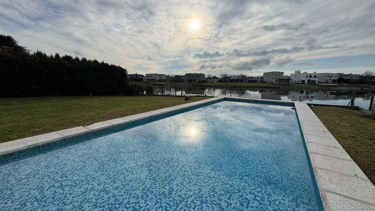 Foto de Casa amoblada en alquiler a la laguna | El Cantón | Escobar, imagen 3