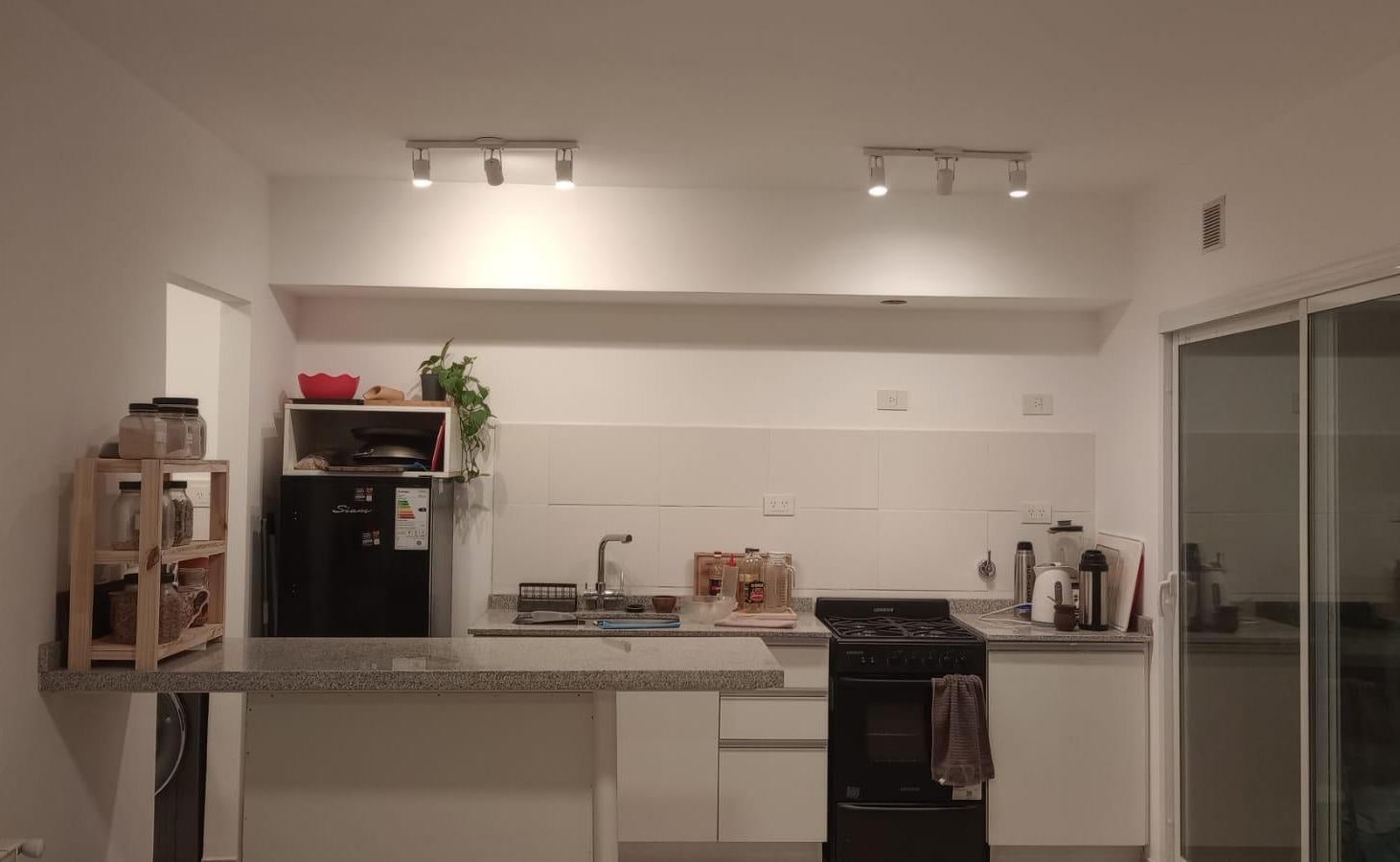 Foto de Casas de Santa Ana | Alquiler | Casa de 4 ambientes con galería y jardín, imagen 1