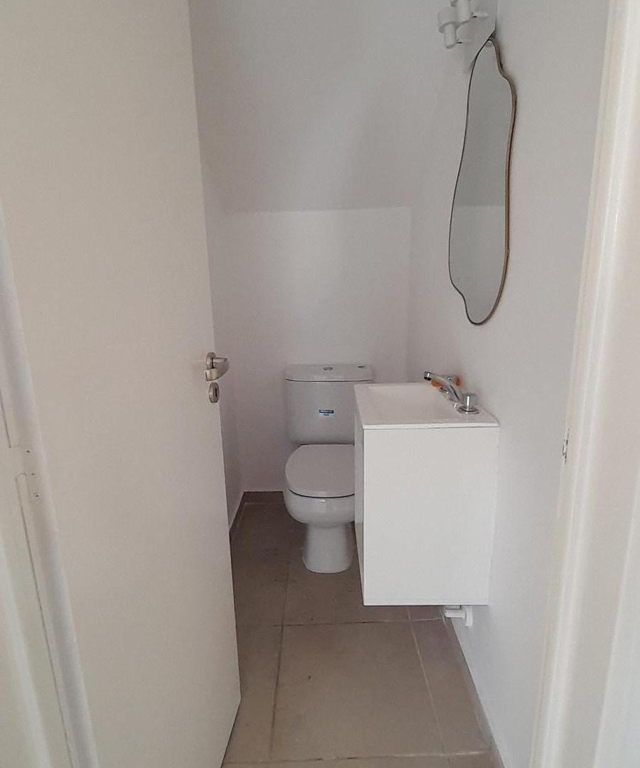 Foto de Casas de Santa Ana | Alquiler | Casa de 4 ambientes con galería y jardín, imagen 3