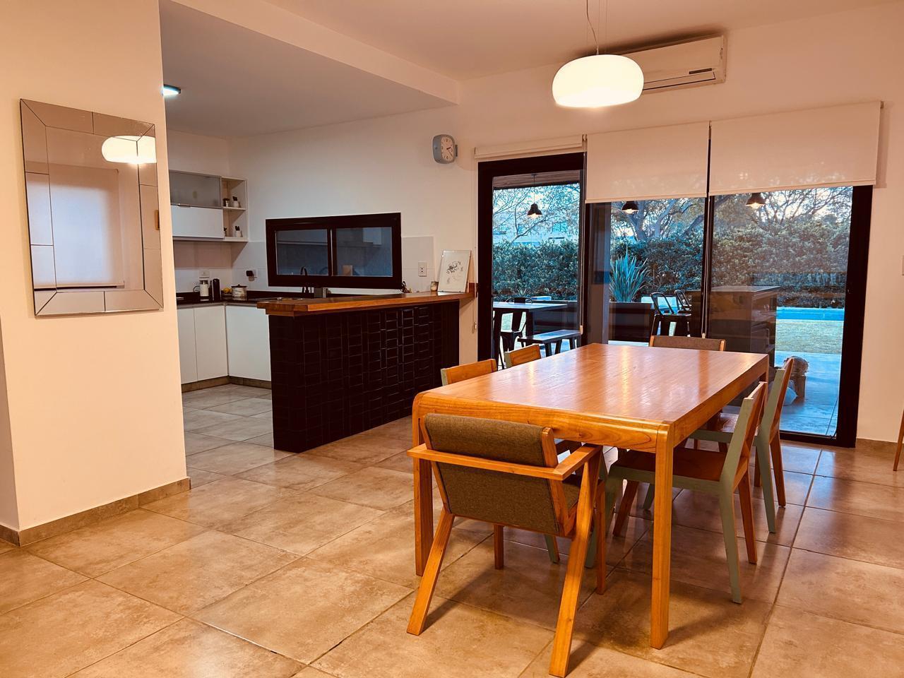 Foto de Casa en lote interno con pileta en alquiler | San Matias | Escobar |, imagen 3