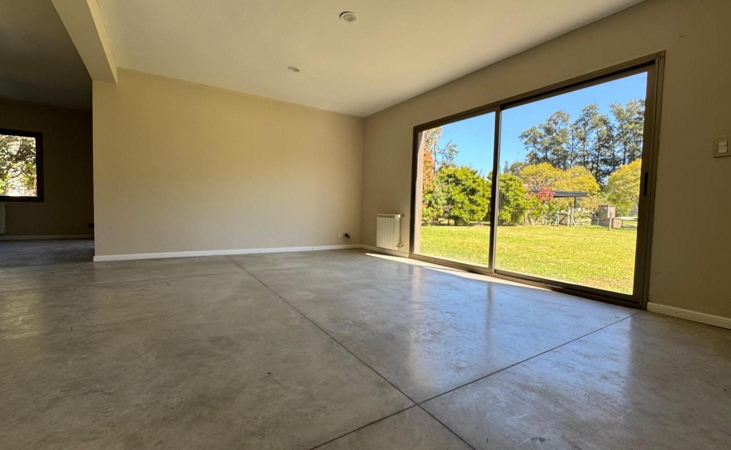 Foto de Casa moderna en dos plantas | Gran lote en esquina | Apto crédito |, imagen 4