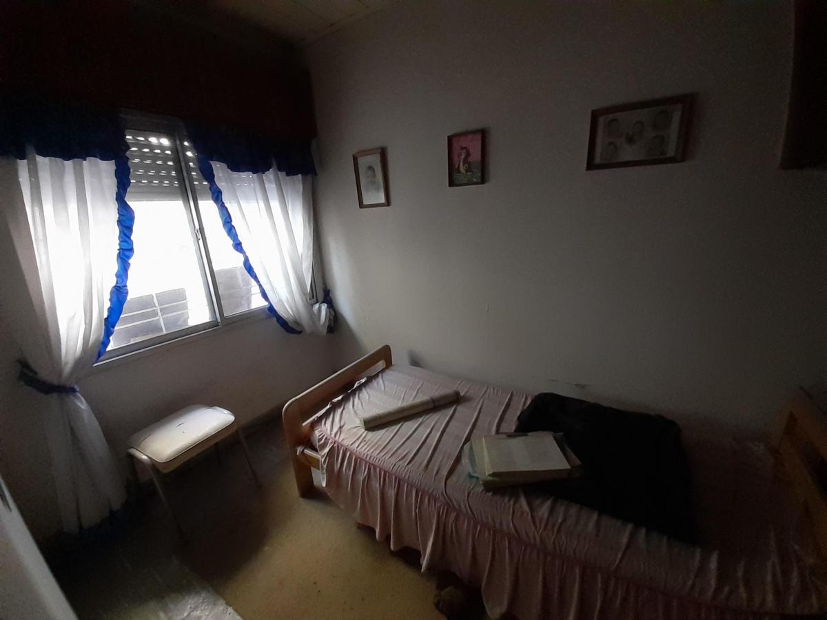 Casa con Cochera, 2 Patios, Quincho, 3 Baños, Terraza, 5 Habitaciones, Playroom. 1