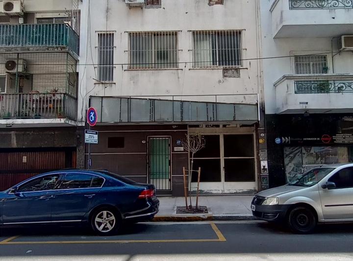 Edificio multiuso de 2 pisos en Congreso con ascensor. 1