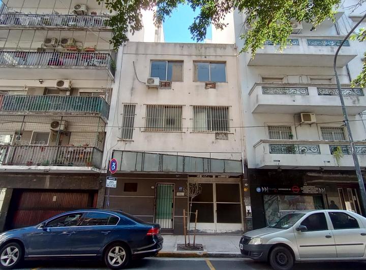Edificio multiuso de 2 pisos en Congreso con ascensor. 2