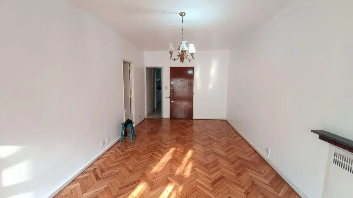 Departamento de 4 ambientes en alquiler en Caballito. 4