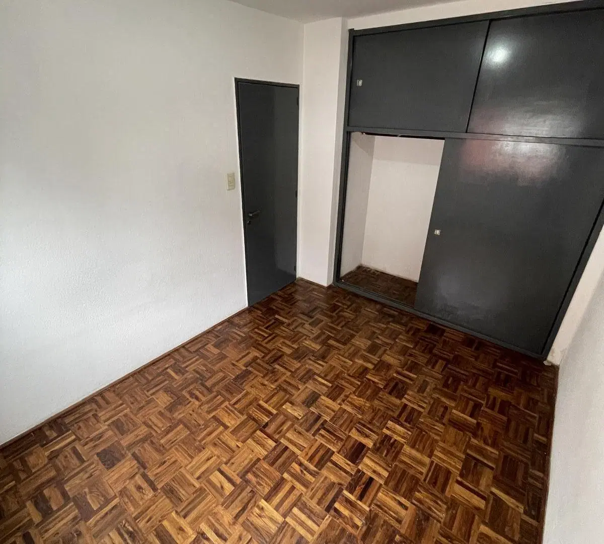 Departamento en Luis Agote 8