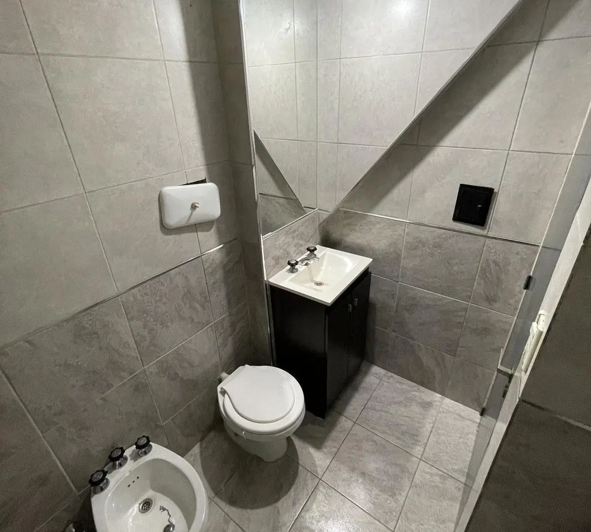 Departamento en Luis Agote 1