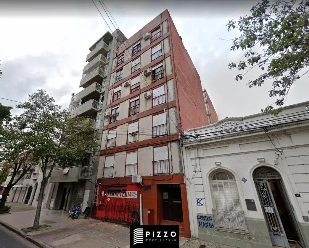 Departamento en Luis Agote 4