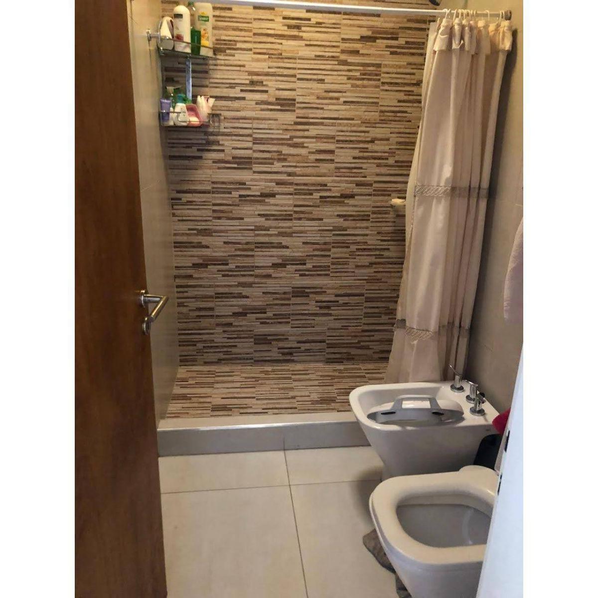 ARIJON AL 300 - EXCELENTE OPORTUNIDAD!! Casa interna reciclada con 2 Dormitorios, Comodín y Patio.