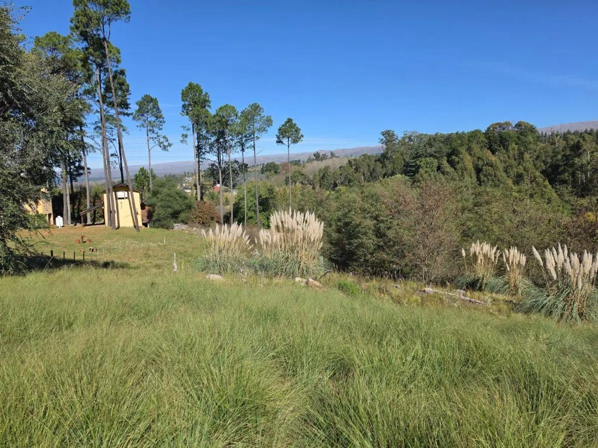 Terreno de 900 m2, ubicado en Villa Yacanto 2