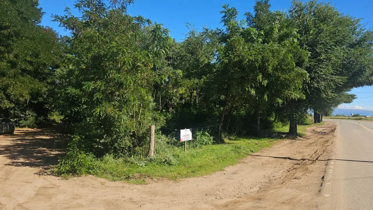 Terreno 900 m2, ideal Complejo de Locales 1