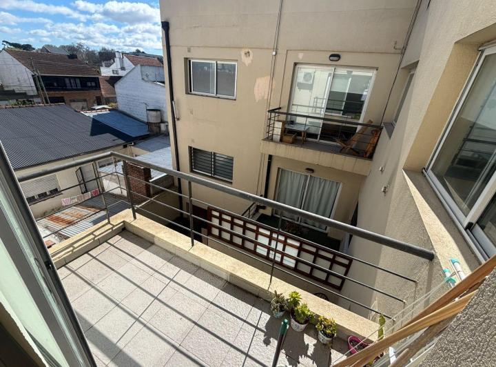 Alquiler 24 meses departamento de 2 ambientes amoblado en San José 5