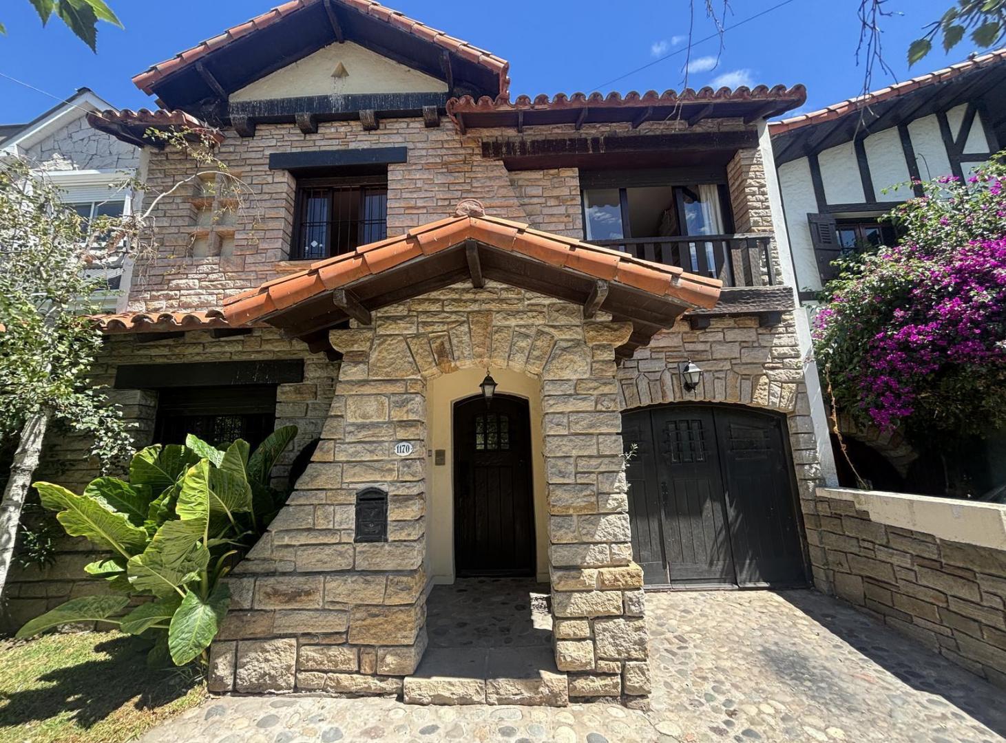 Venta chalet 5 ambientes en Stella Maris